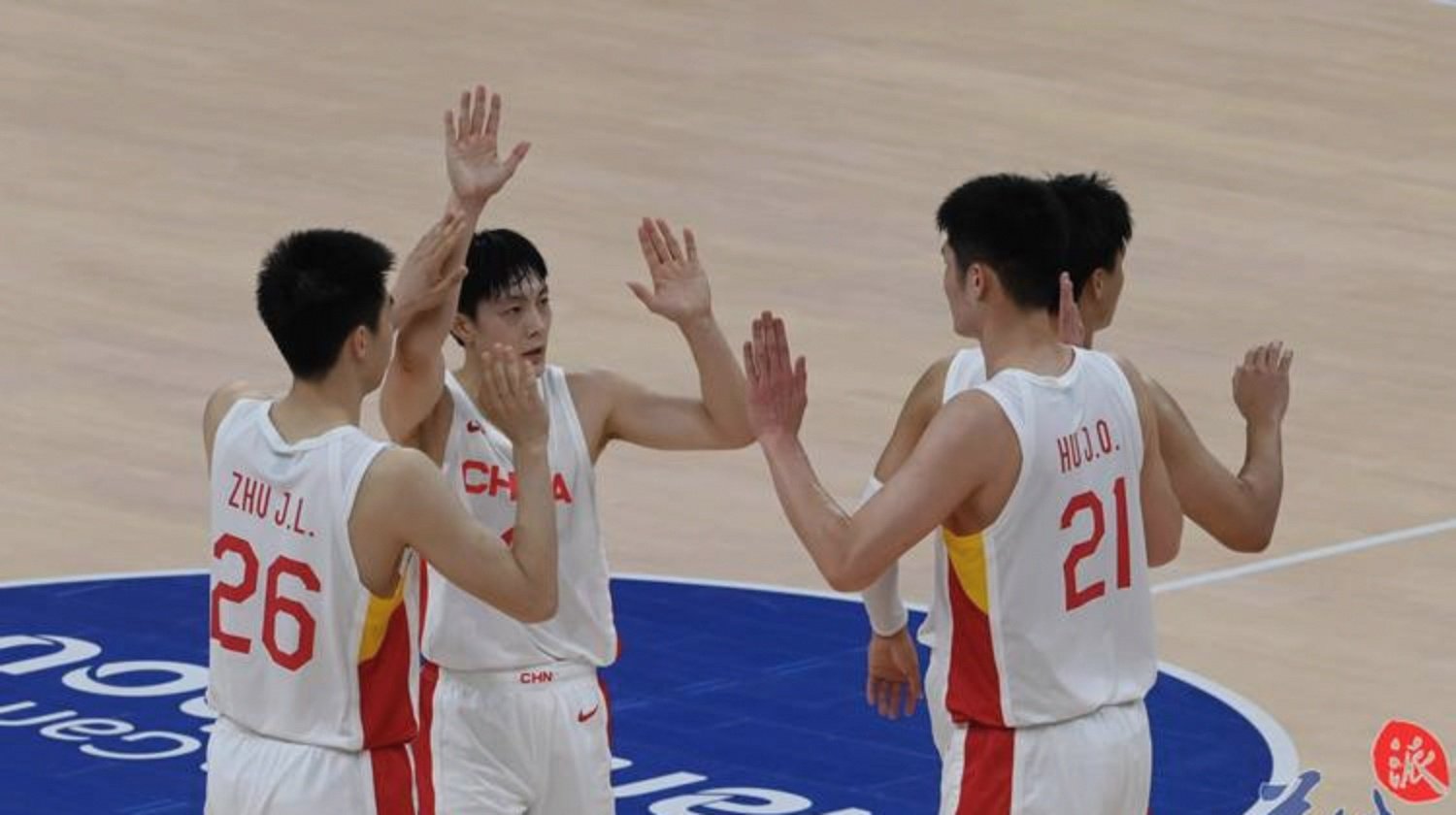 AYX中国官网-集结日CBA常规赛传出新动向，俄克拉荷马雷霆内部沟通，管理层表态——质疑声仍在，赛程密集仍需轮换