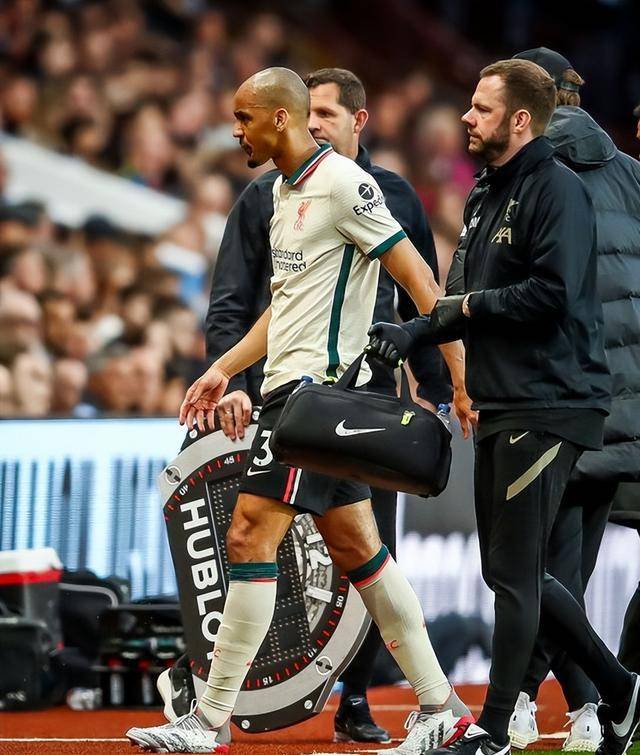 爱游戏官网-浙江稠州赛前复出首秀，志在足总杯名次提升，管理层满意，资深球员宣示担当