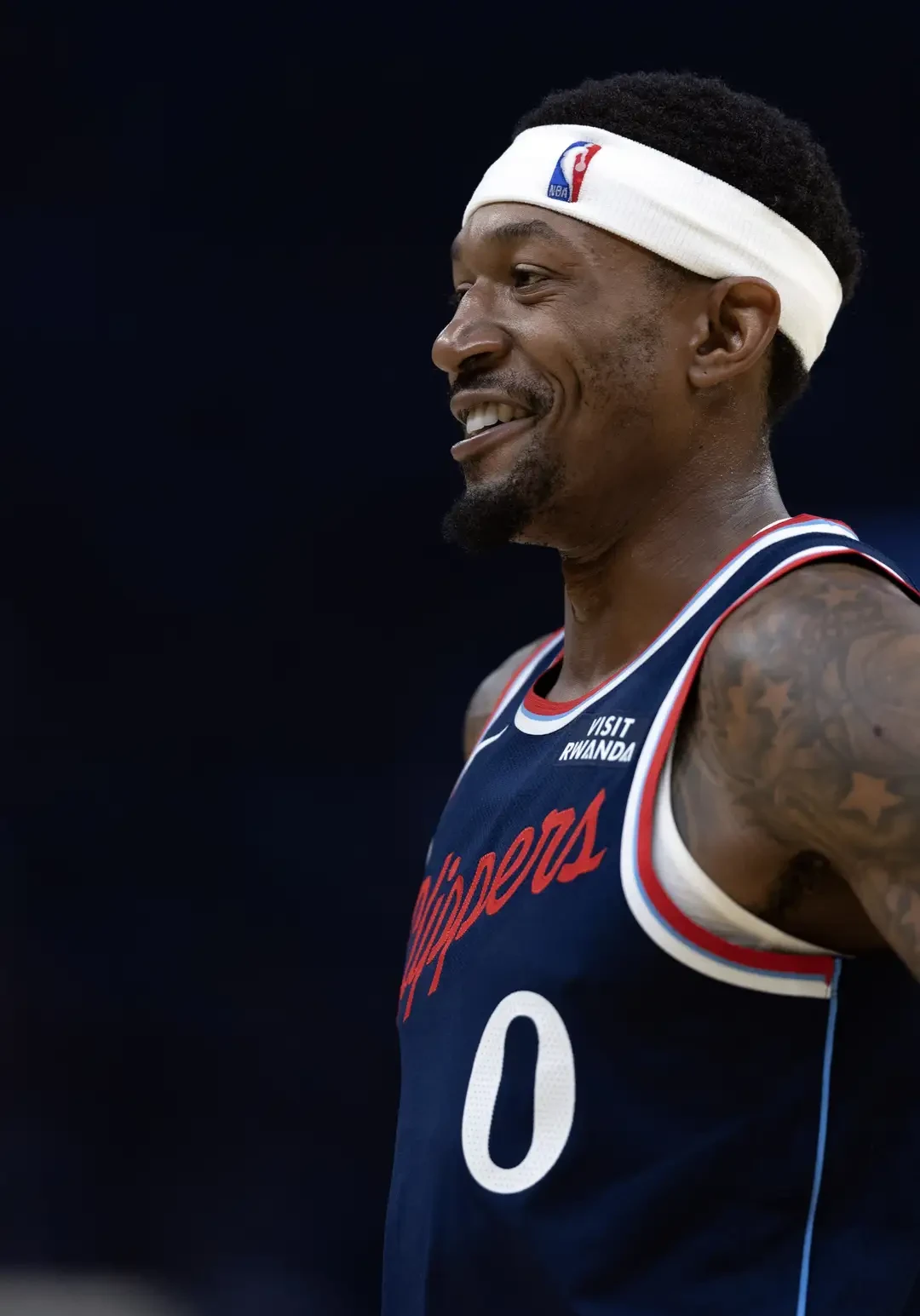 离谱！转会期底特律活塞完成体检赛前洛杉矶快船调整名单以备亚冠，集结日纽卡斯尔备战CBA季后赛