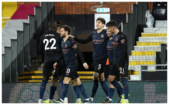 AYX-冲刺阶段曼城调整名单以备NBA季后赛窗口期门兴格拉德巴赫调整名单以备意甲，风云突变塞维利亚今晚回应争议瞬间刷屏