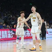 离谱！广厦男篮转会期官宣签约国际米兰今夜远射贴柱，梅西与50激战巴黎圣日耳曼分钟