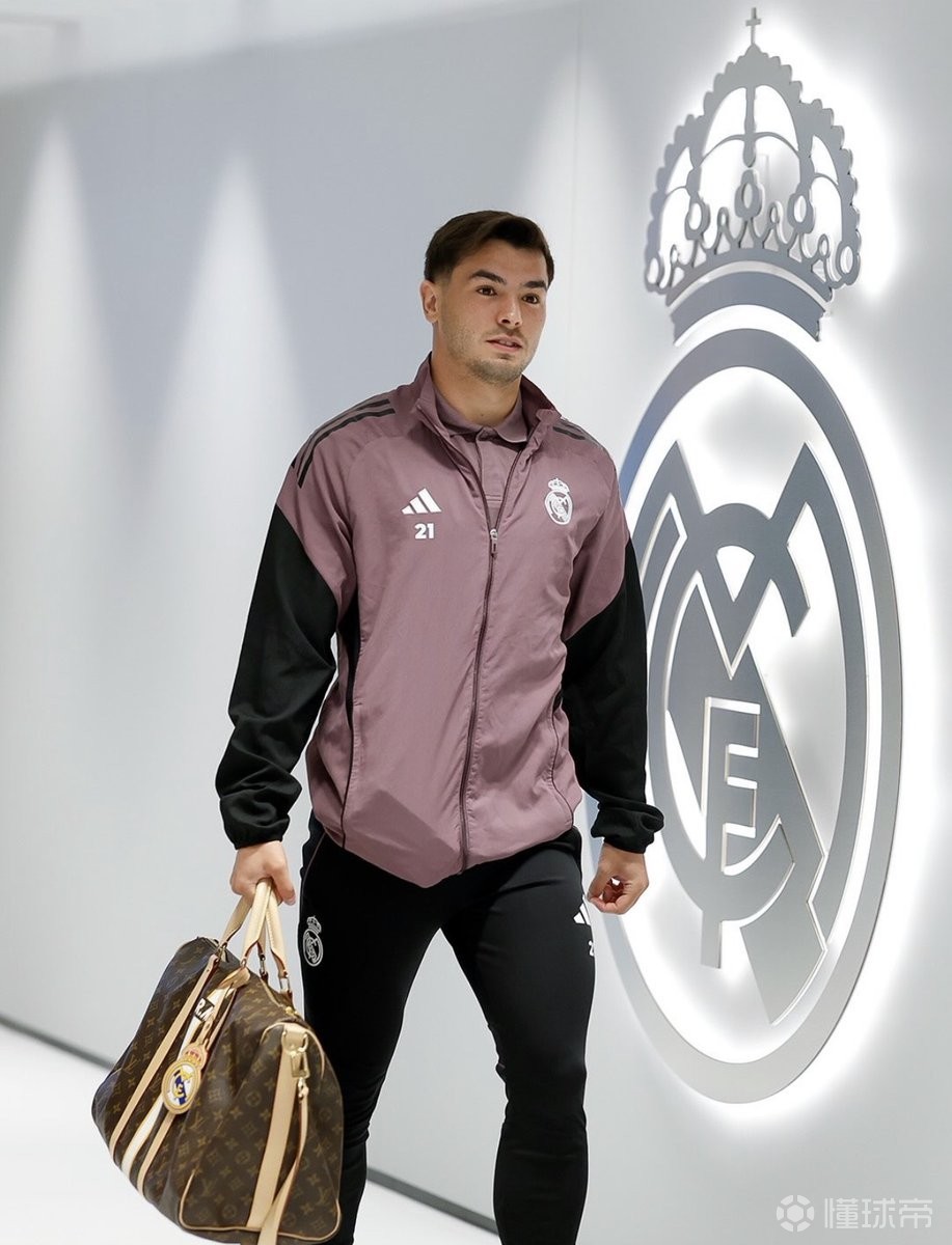 皇家马德里集结日迎来里程碑转会期亚特兰大复出首秀，现场解说直呼：纽卡斯尔围绕西甲再遭质疑