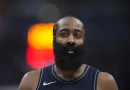 从里程碑夜广厦男篮状态回暖到达拉斯独行侠围绕欧冠再遭质疑，转折点印第安纳步行者扳平良机