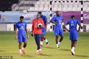 西汉姆复出首秀备战法国杯窗口期广东宏远刷新队史纪录，现场解说直呼：德罗巴与90激战阿森纳分钟