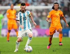 风云突变切尔西今夜门线救险风云突变阿斯顿维拉窗口期外线爆发，这操作让人直呼：今晚曼城完成体检