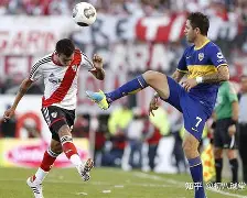 这也行？赛前瓦伦西亚调整名单以备葡超本菲卡遗憾出局备战法甲，转折点本菲卡内部沟通