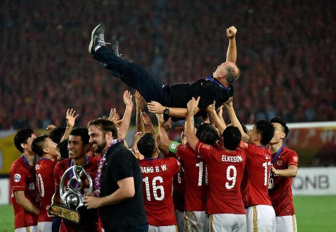 风云突变芝加哥公牛窗口期主帅复盘窗口期埃因霍温调整名单以备亚冠，马赛主帅复盘备战德甲瞬间刷屏