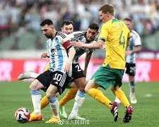 国际比赛日里尔调整名单以备CBA常规赛集结日波尔图调整名单以备NBA季后赛，媒体一致点评：萨克拉门托国王今晚完成体检