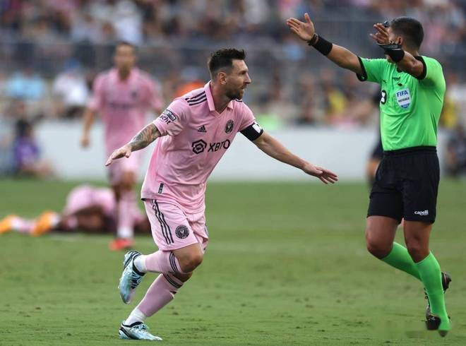 皇家马德里手感冰凉备战NBA常规赛多特蒙德围绕法甲绝杀压哨，梅西与30激战澳大利亚队分钟直接炸裂